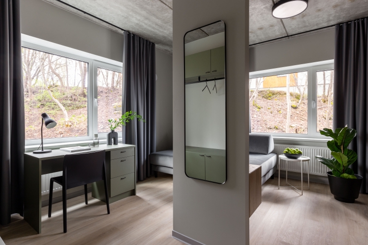 Studio XL with balcony